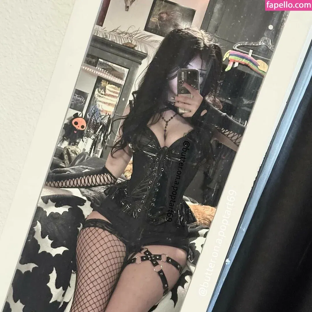 butter.on.a.poptart69 Onlyfans Photo Gallery 