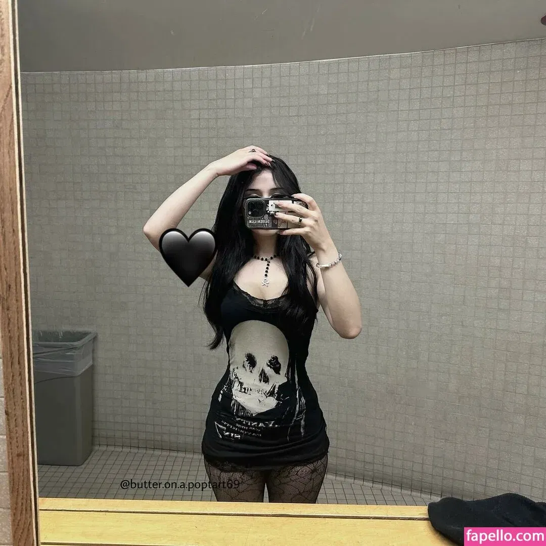 butter.on.a.poptart69 Onlyfans Photo Gallery 