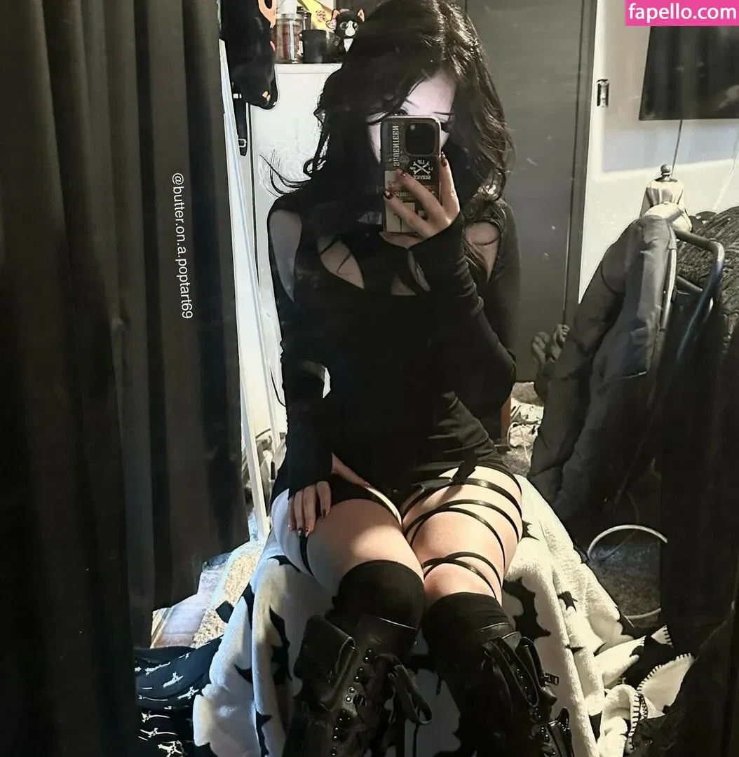 butter.on.a.poptart69 Onlyfans Photo Gallery 