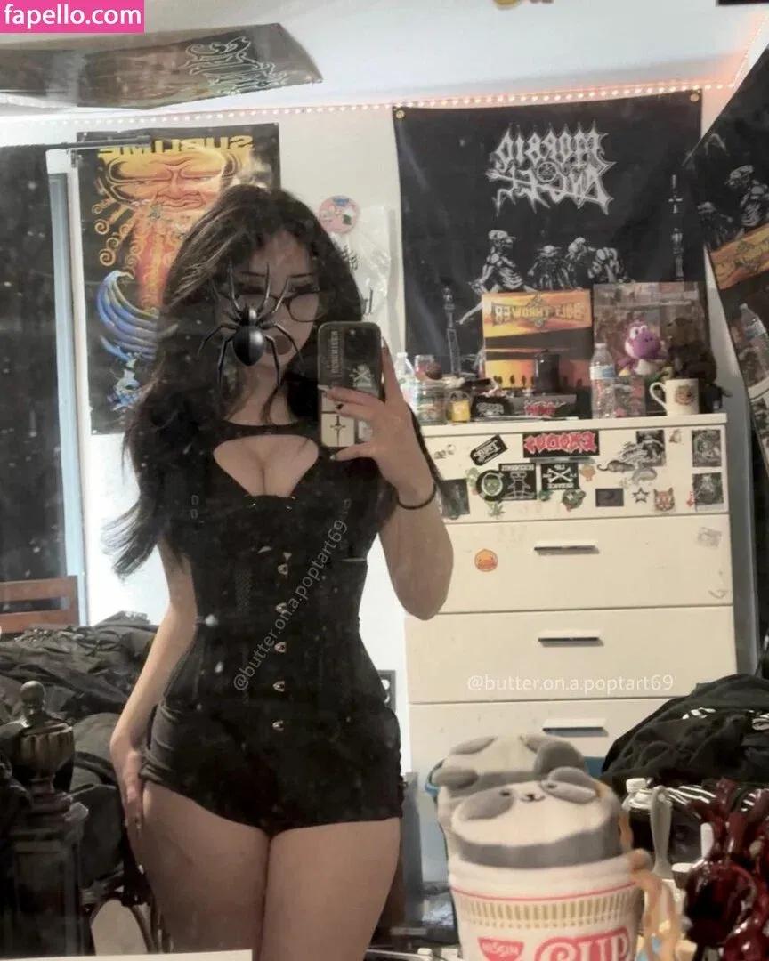 butter.on.a.poptart69 Onlyfans Photo Gallery 