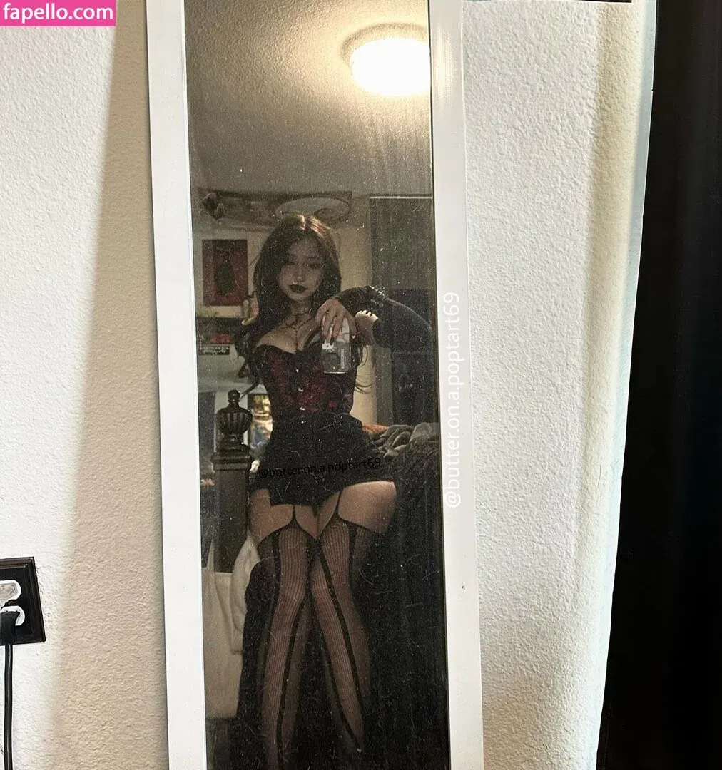 butter.on.a.poptart69 Onlyfans Photo Gallery 