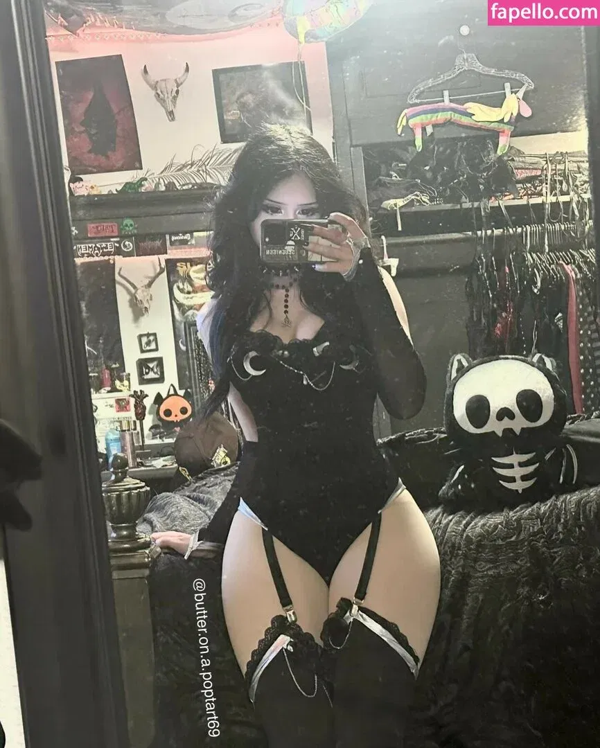 butter.on.a.poptart69 Onlyfans Photo Gallery 