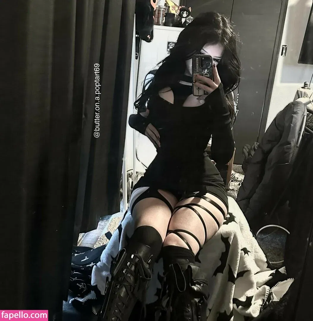 butter.on.a.poptart69 Onlyfans Photo Gallery 