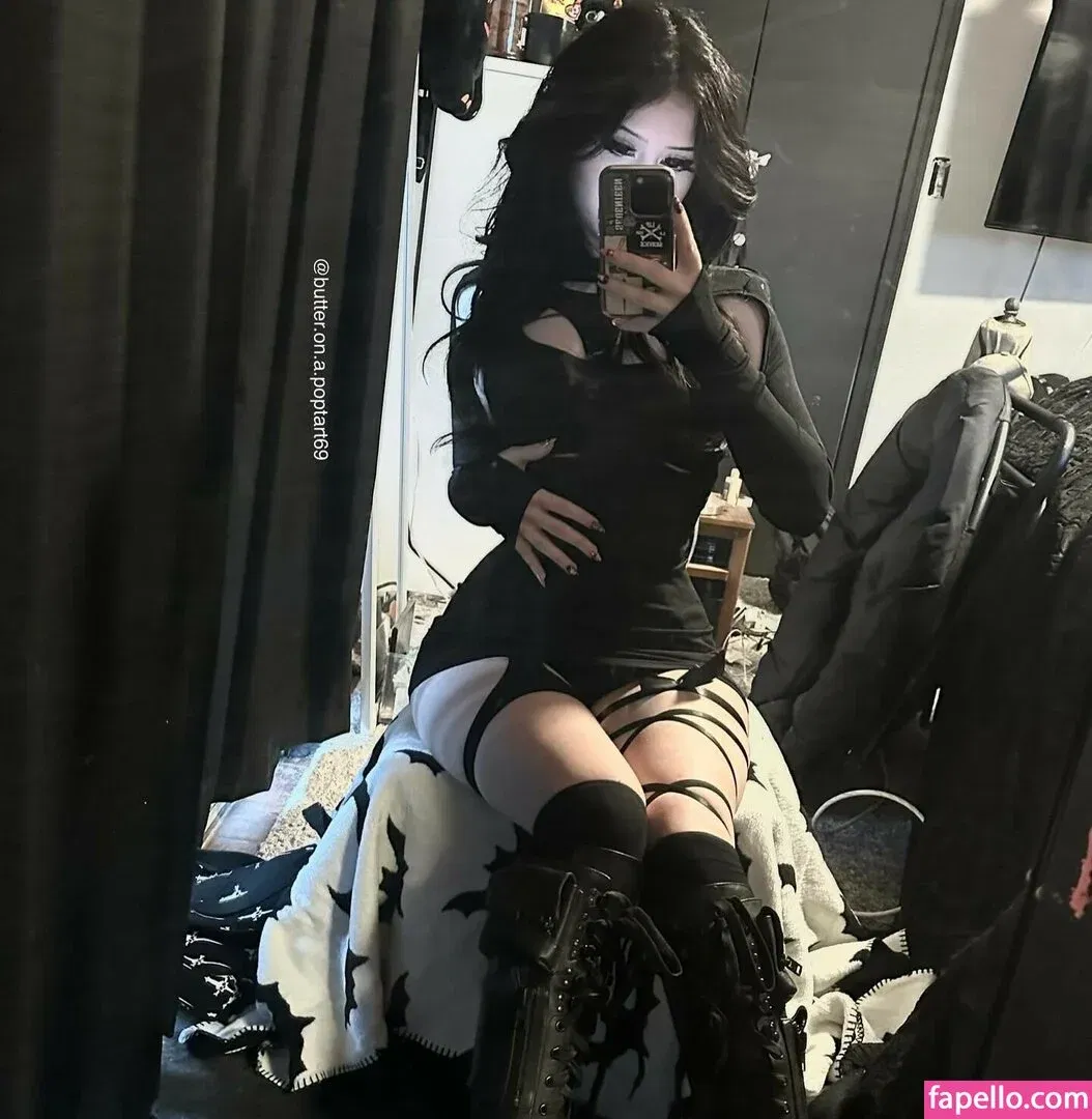 butter.on.a.poptart69 Onlyfans Photo Gallery 