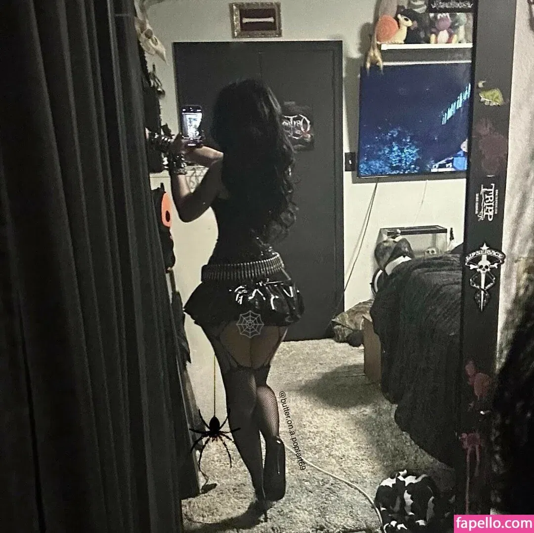 butter.on.a.poptart69 Onlyfans Photo Gallery 