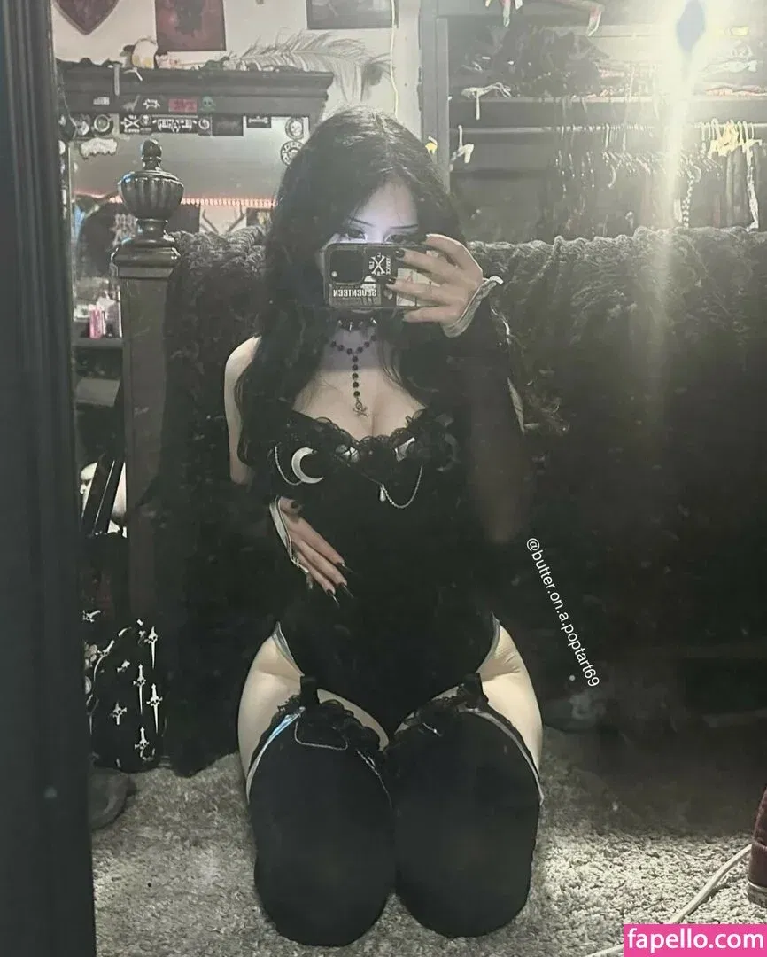 butter.on.a.poptart69 Onlyfans Photo Gallery 