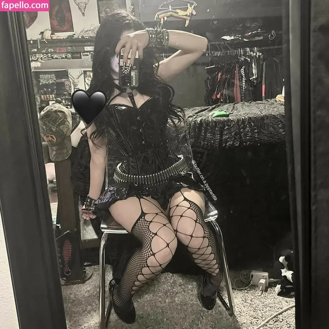 butter.on.a.poptart69 Onlyfans Photo Gallery 