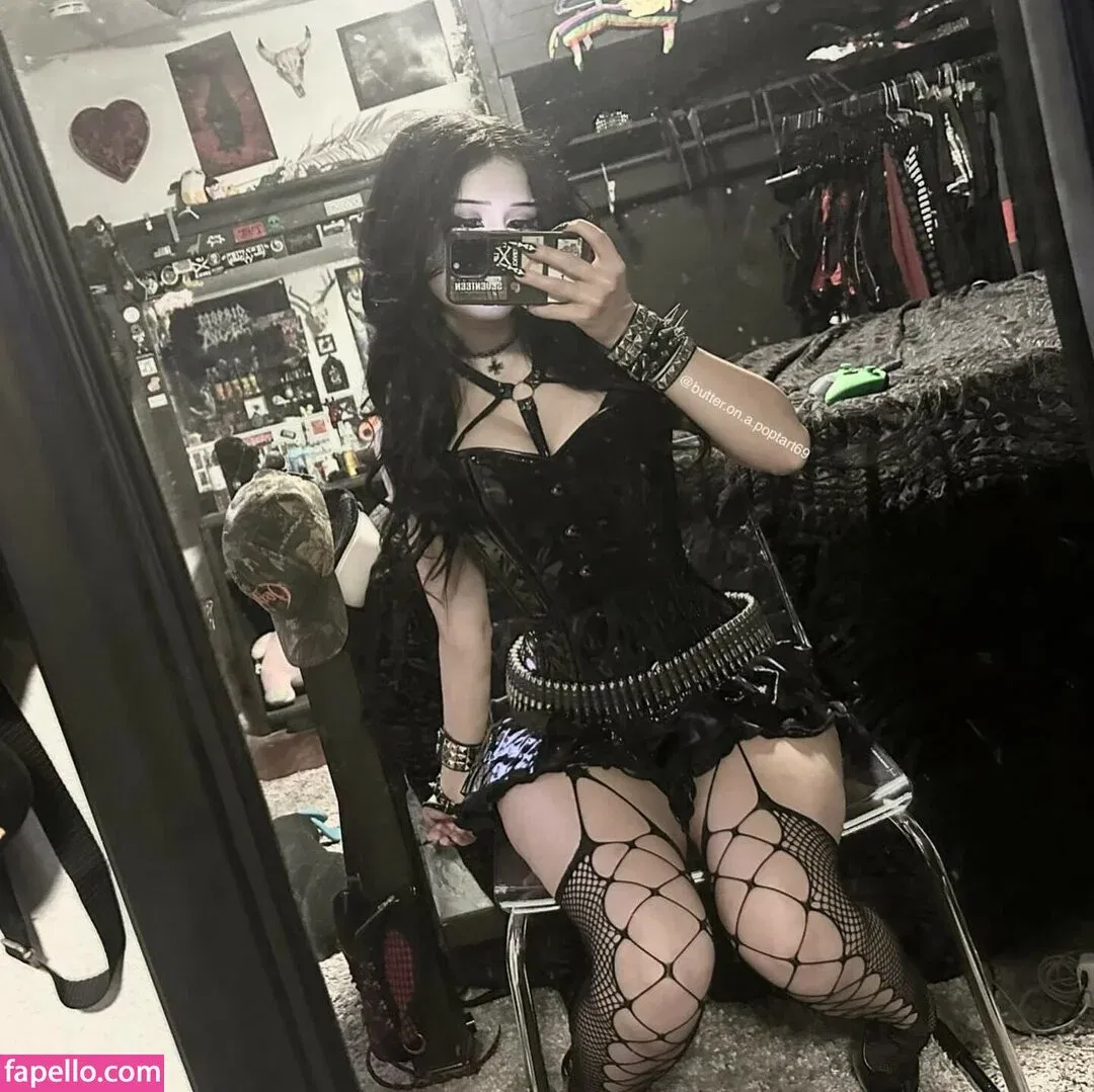 butter.on.a.poptart69 Onlyfans Photo Gallery 