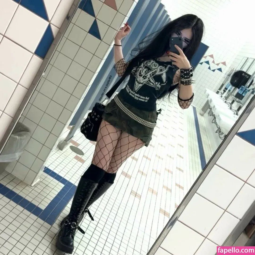 butter.on.a.poptart69 Onlyfans Photo Gallery 