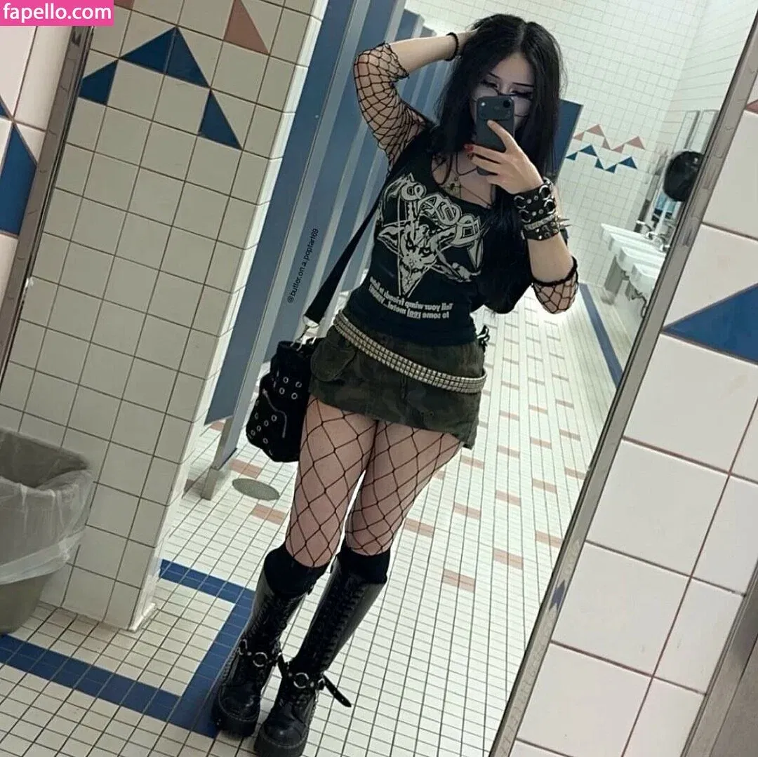 butter.on.a.poptart69 Onlyfans Photo Gallery 