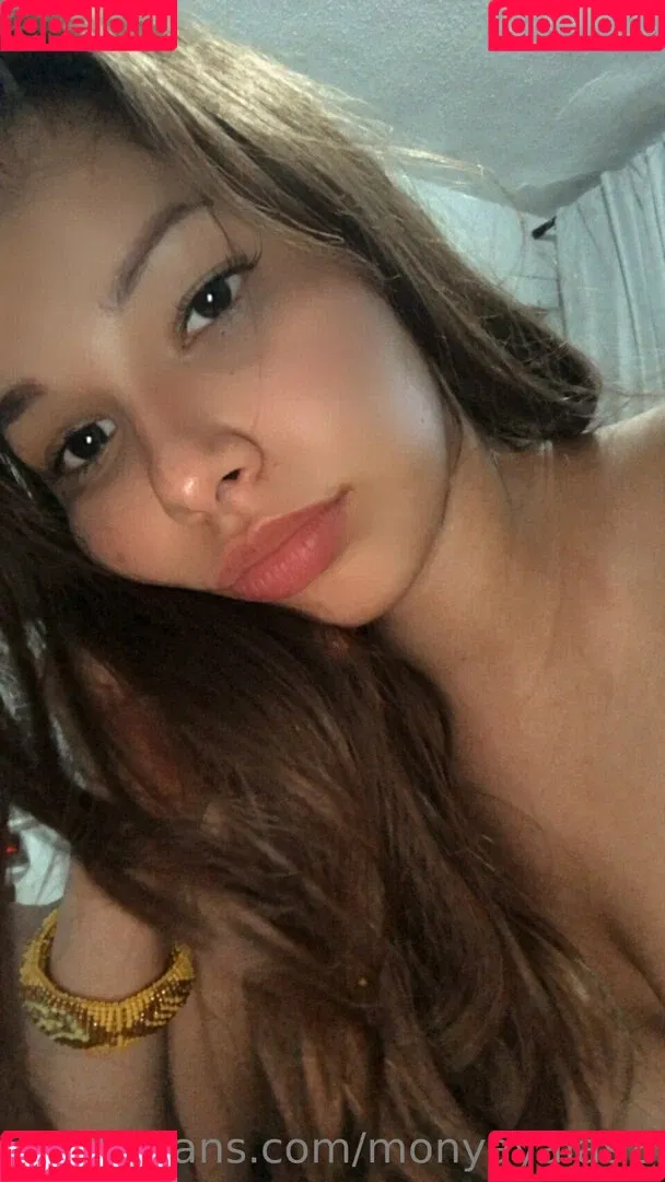 MonyAyala98 Onlyfans Photo Gallery 
