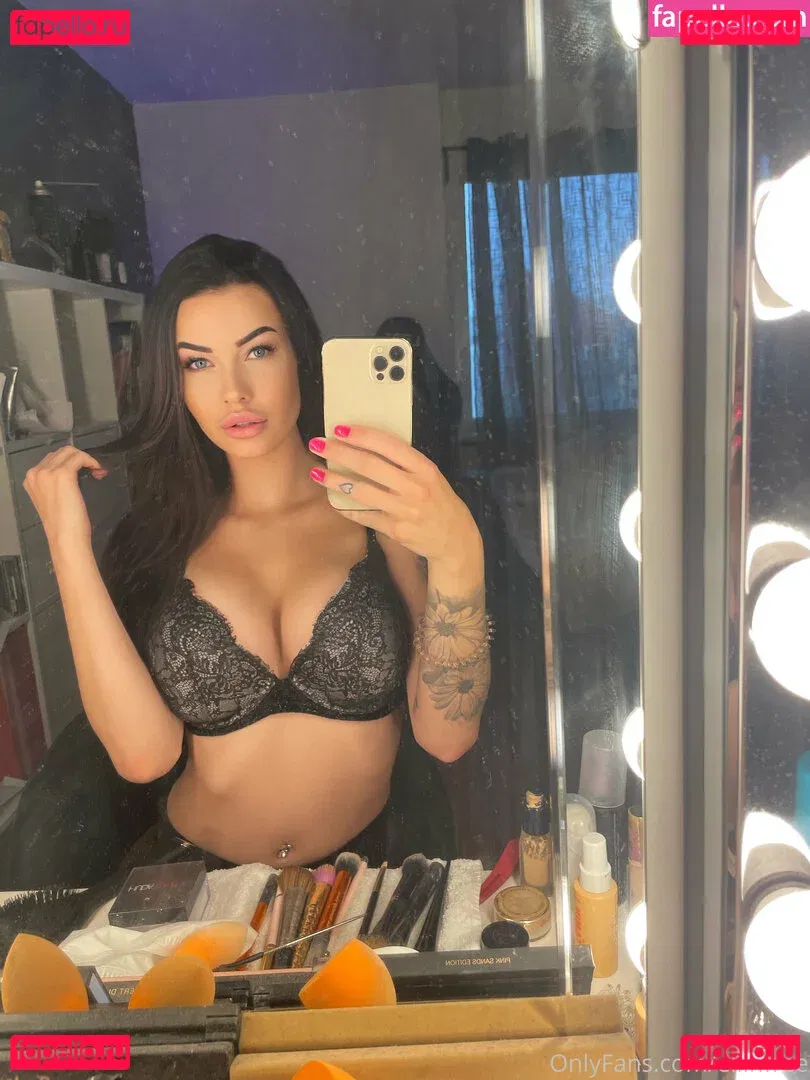 eliinfree Onlyfans Photo Gallery 