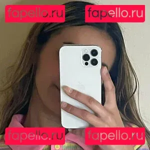 babyelllz Onlyfans Photo Gallery 