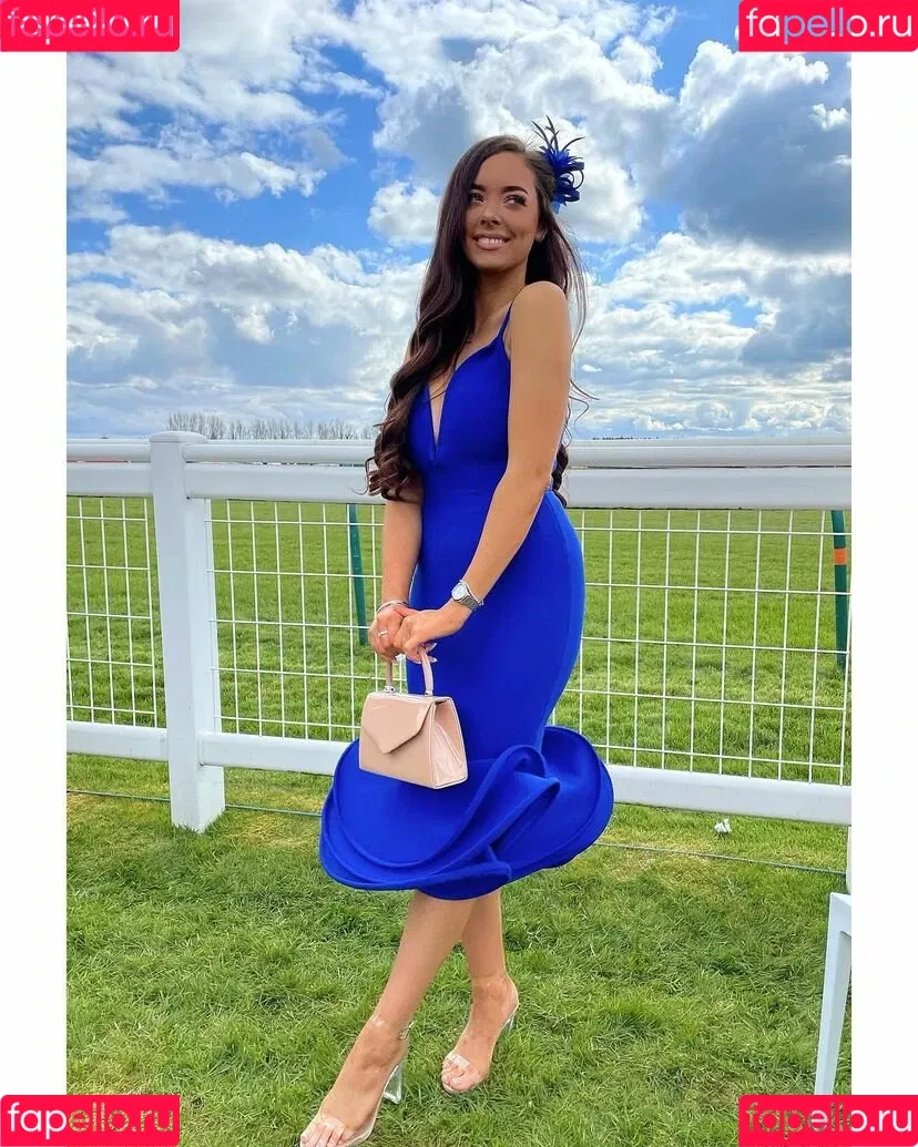 Chiara-Francesca Onlyfans Photo Gallery 