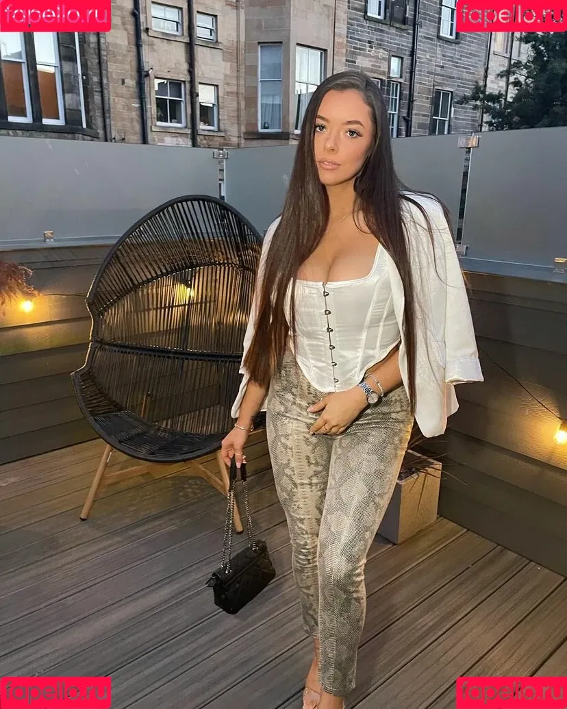 Chiara-Francesca Onlyfans Photo Gallery 