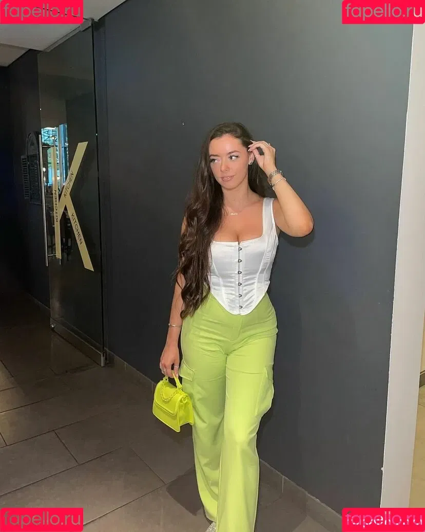 Chiara-Francesca Onlyfans Photo Gallery 
