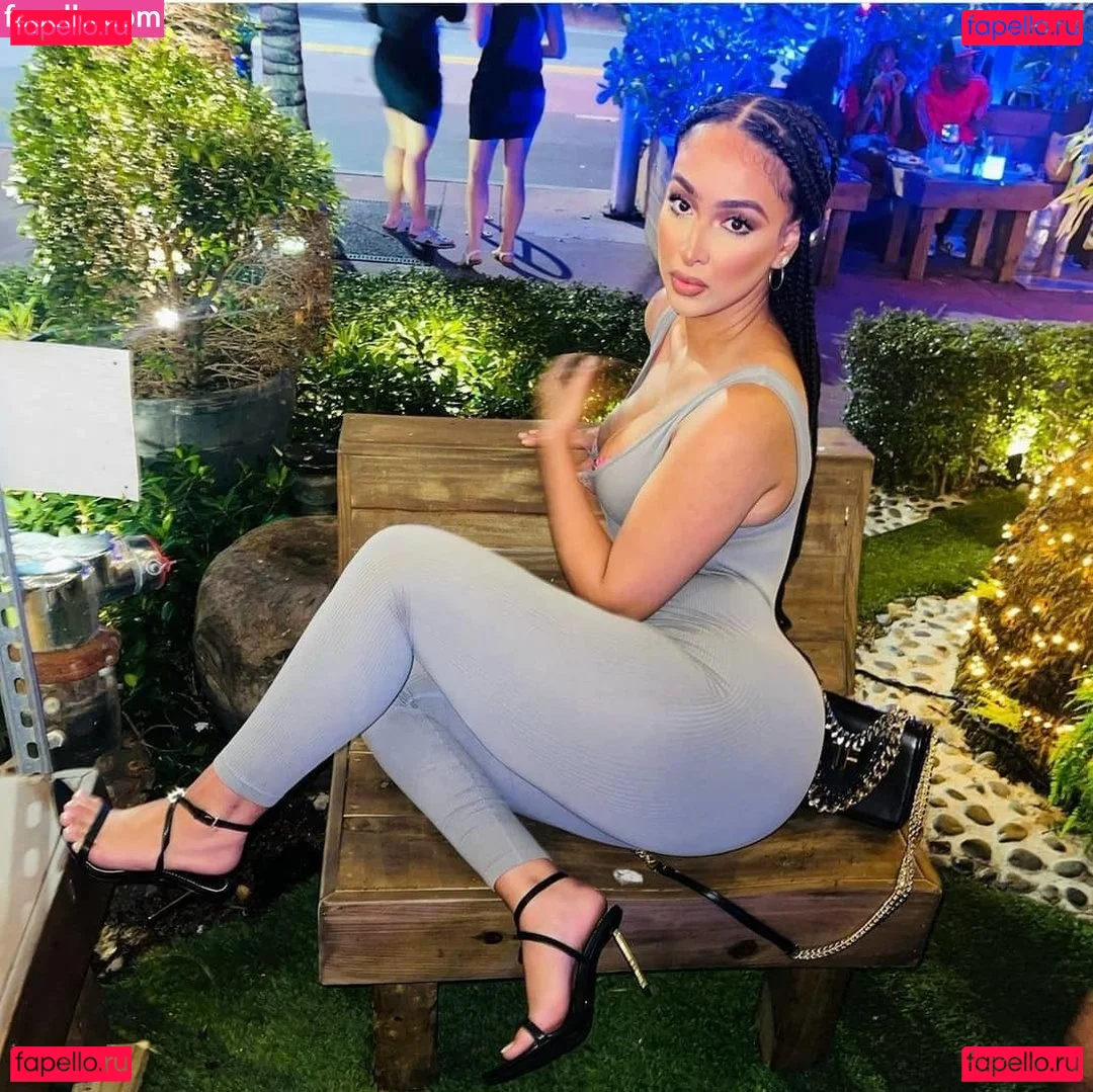 mi_meowa Onlyfans Photo Gallery 