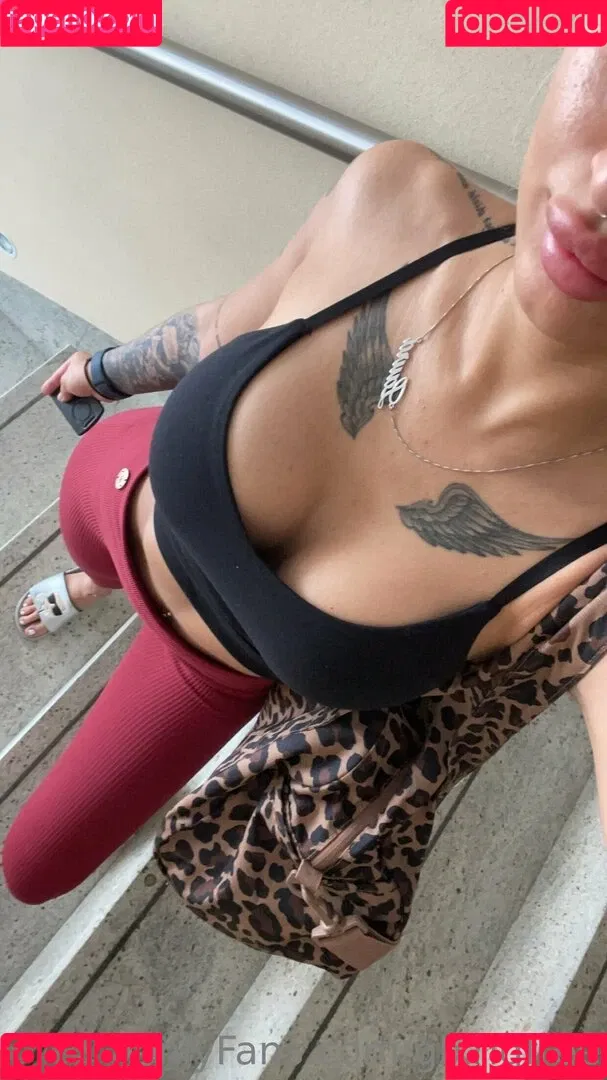 glxriqfree Onlyfans Photo Gallery 