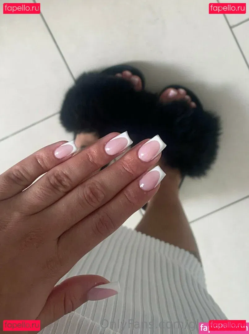 glxriqfree Onlyfans Photo Gallery 