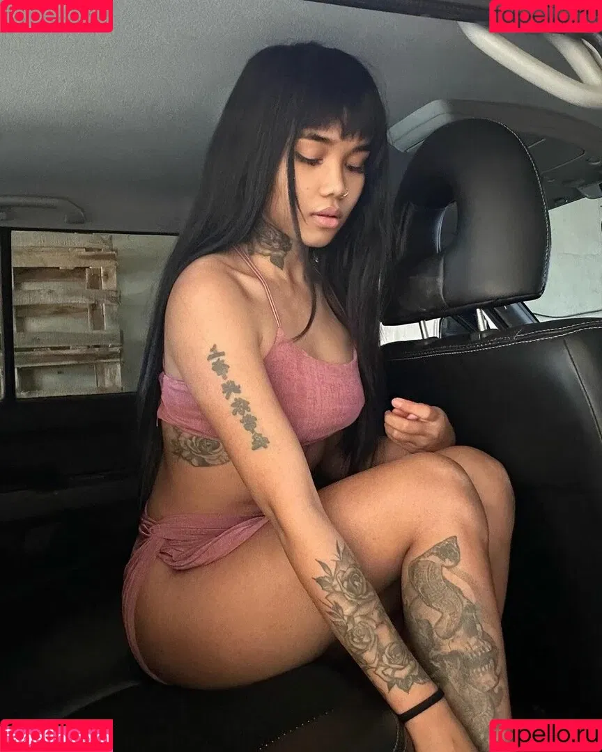 AJ Small Onlyfans Photo Gallery 