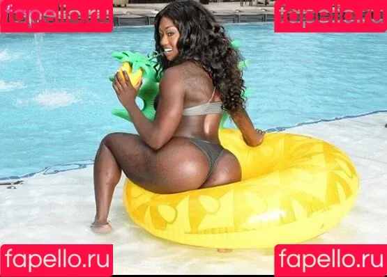 Iamnayfit Onlyfans Photo Gallery 