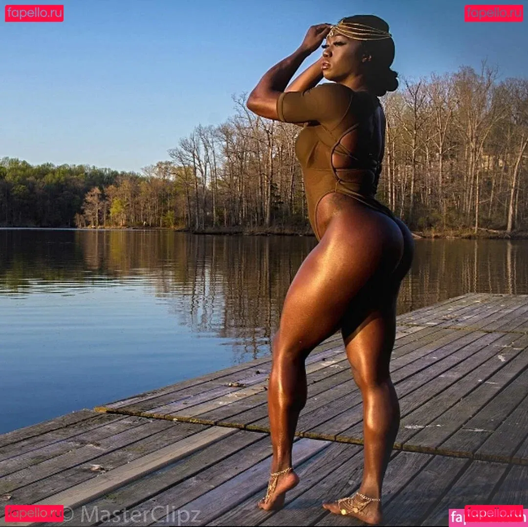 Iamnayfit Onlyfans Photo Gallery 