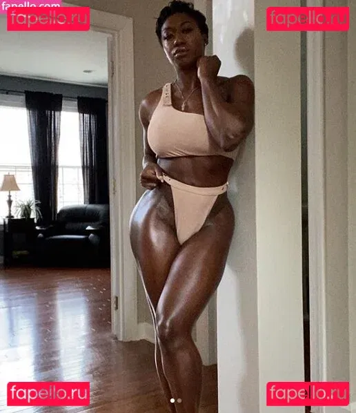 Iamnayfit Onlyfans Photo Gallery 