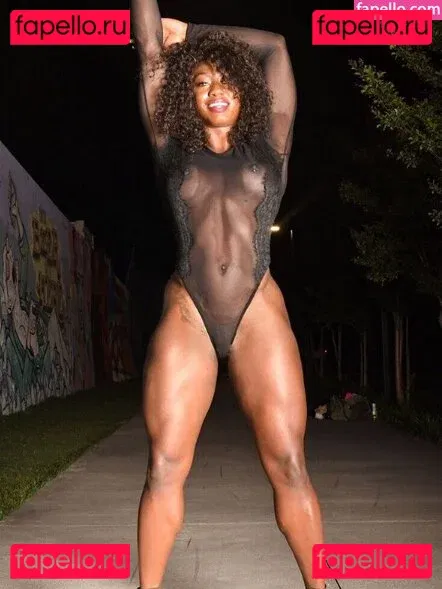 Iamnayfit Onlyfans Photo Gallery 