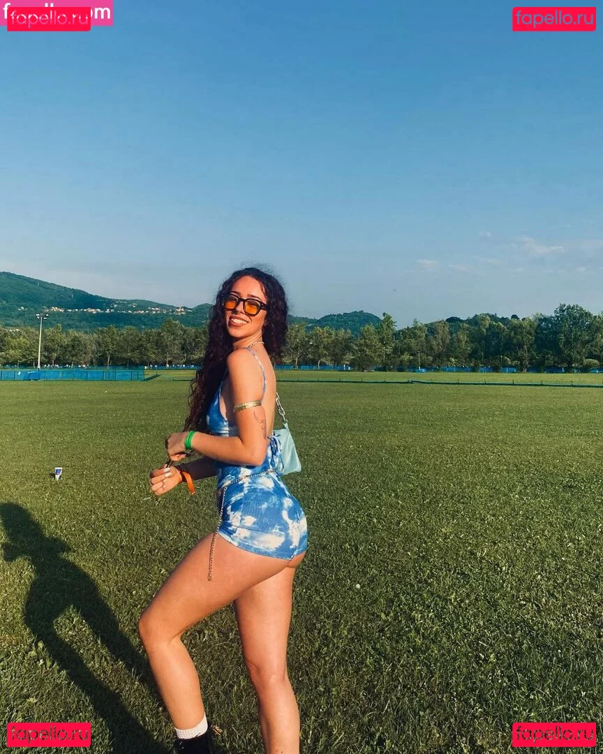 Laura Corti Onlyfans Photo Gallery 