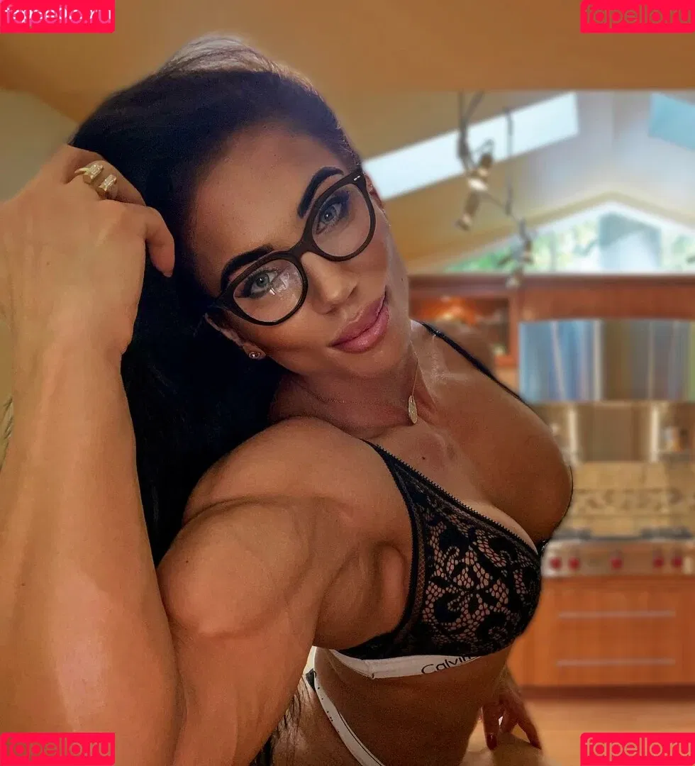 Elisabeta Ionita Onlyfans Photo Gallery 