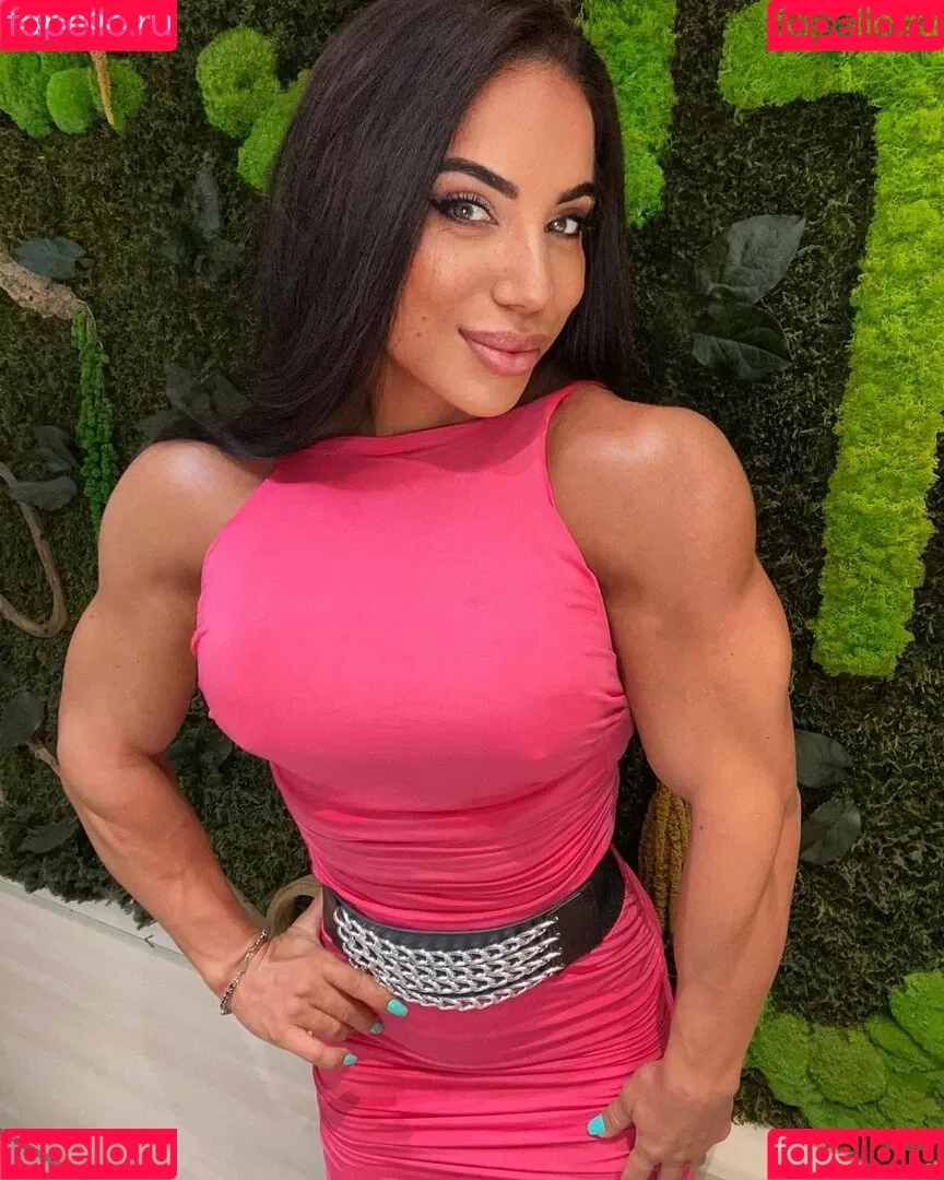 Elisabeta Ionita Onlyfans Photo Gallery 