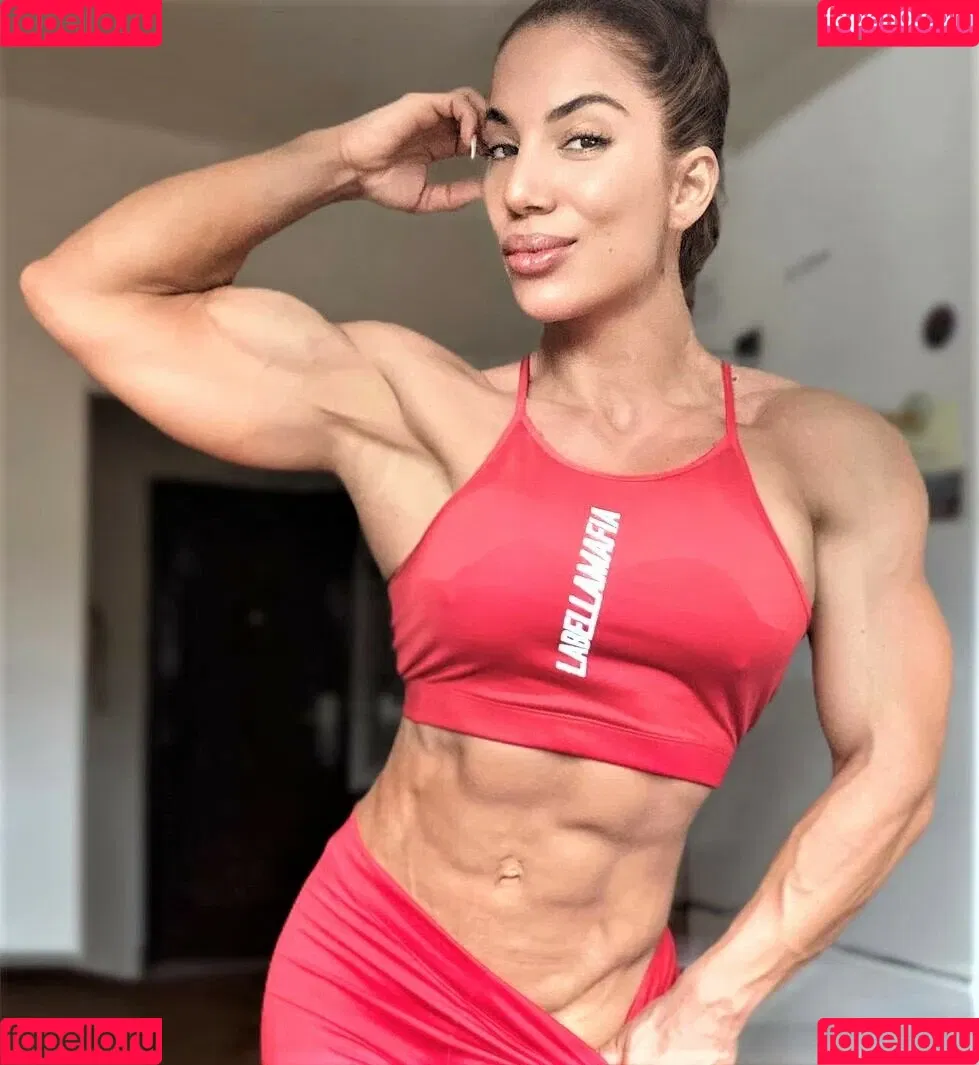Elisabeta Ionita Onlyfans Photo Gallery 