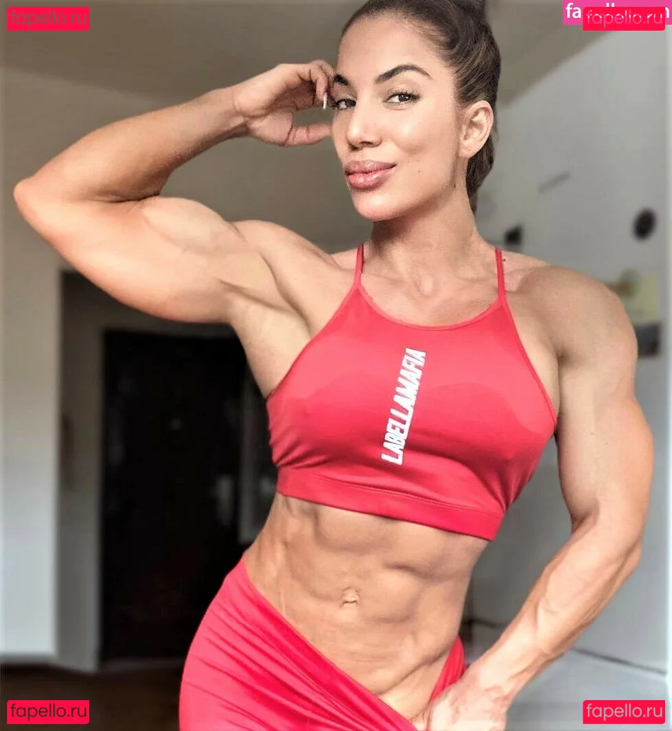 Elisabeta Ionita Onlyfans Photo Gallery 