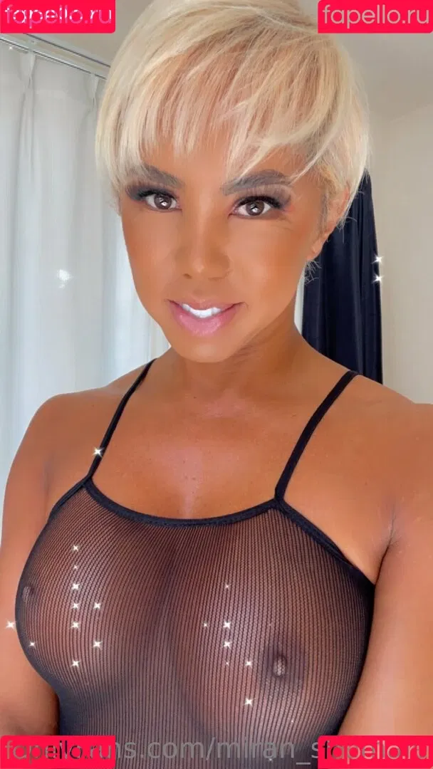 miran_shemale Onlyfans Photo Gallery 