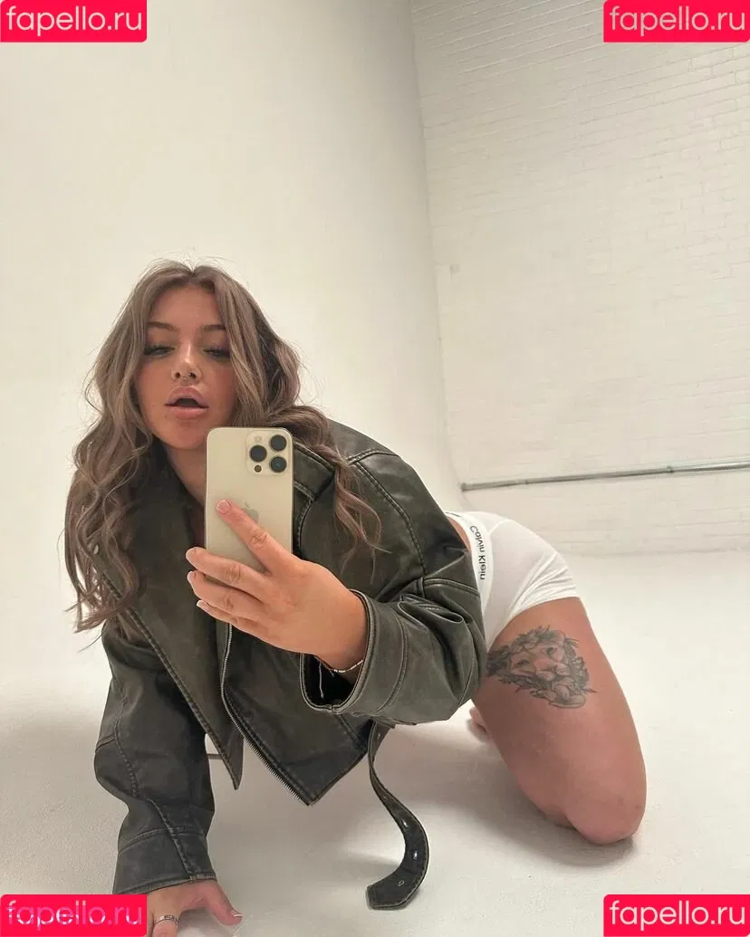 Baddybrunettexx Onlyfans Photo Gallery 