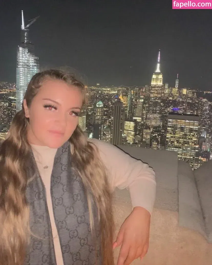 Baddybrunettexx Onlyfans Photo Gallery 