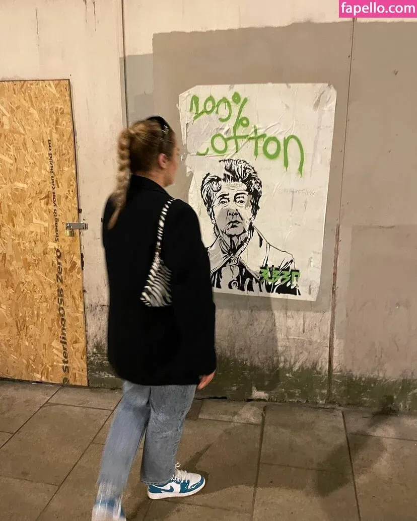 Baddybrunettexx Onlyfans Photo Gallery 