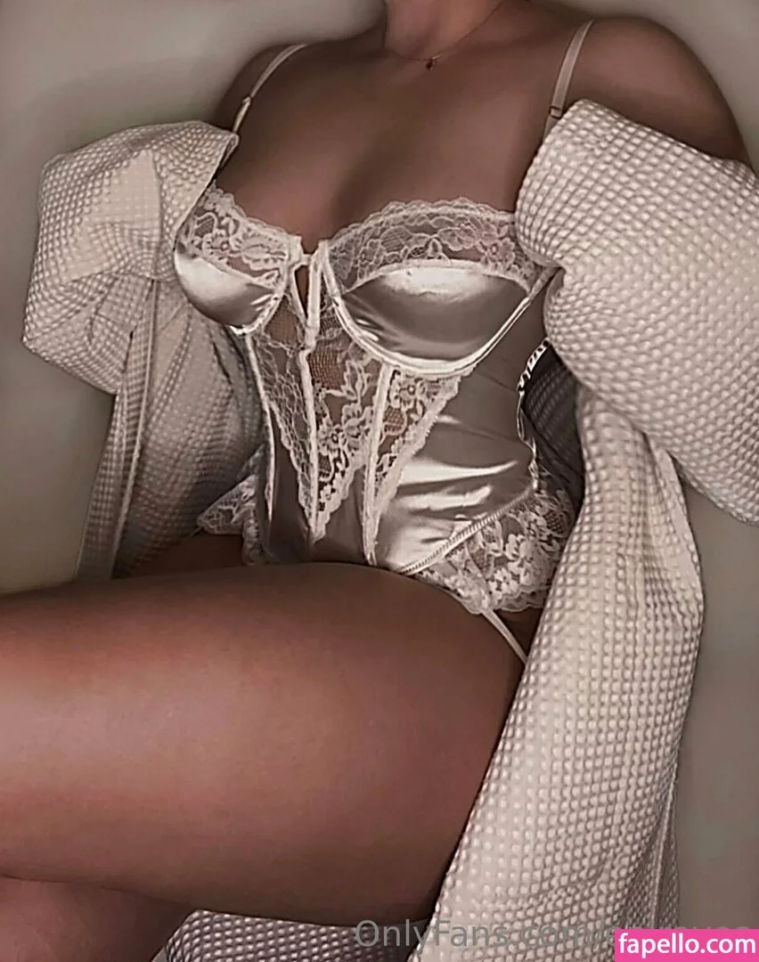 enireves Onlyfans Photo Gallery 