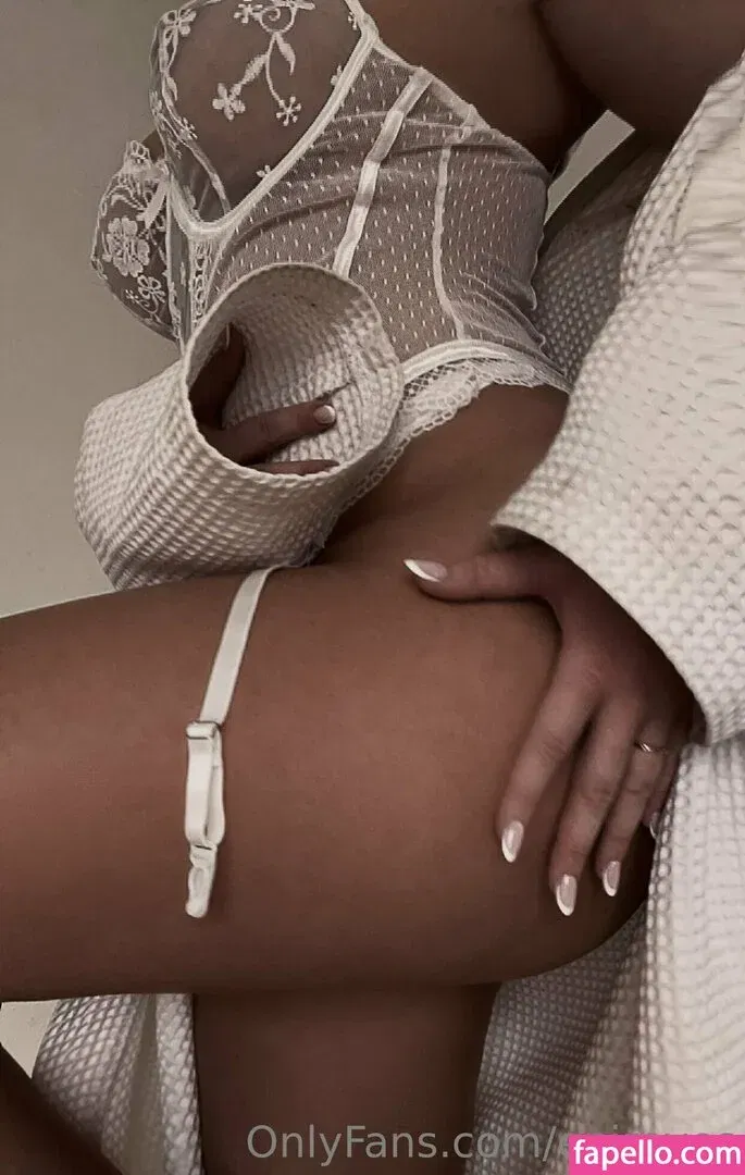 enireves Onlyfans Photo Gallery 