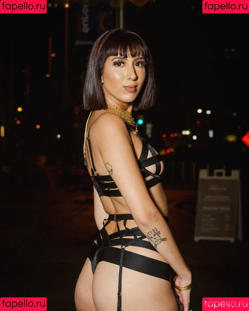 Jasdeep Johal Onlyfans Photo Gallery 