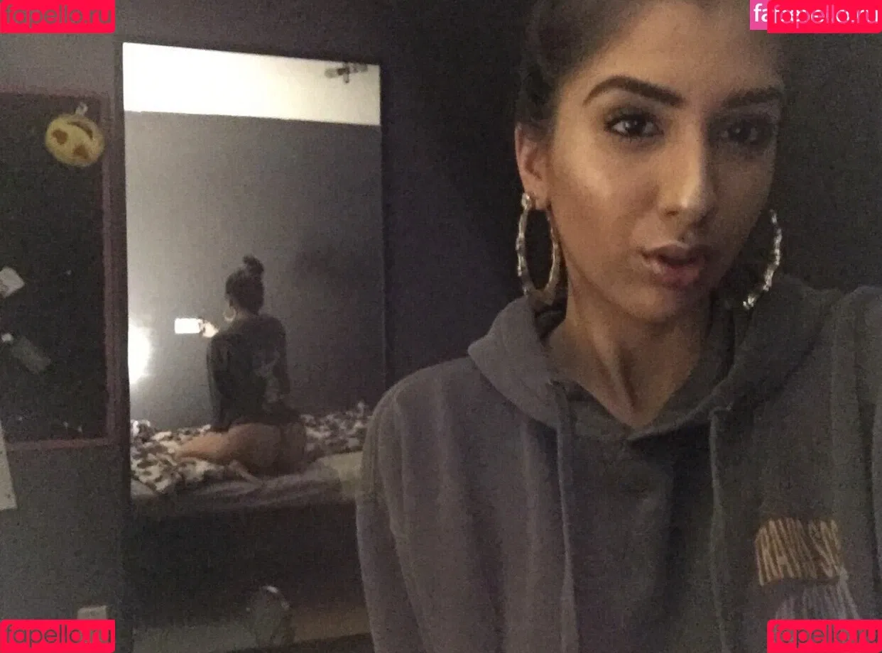 Jasdeep Johal Onlyfans Photo Gallery 