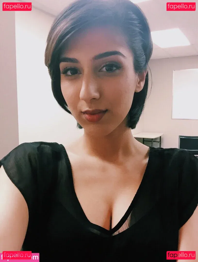 Jasdeep Johal Onlyfans Photo Gallery 