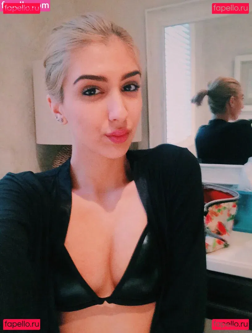 Jasdeep Johal Onlyfans Photo Gallery 