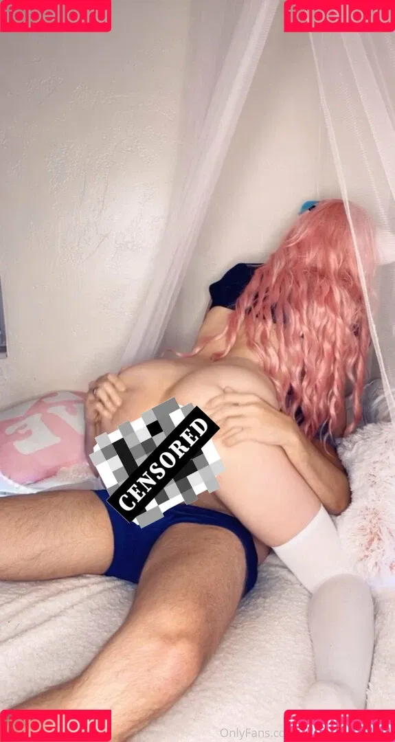 emeryfennecfree Onlyfans Photo Gallery 