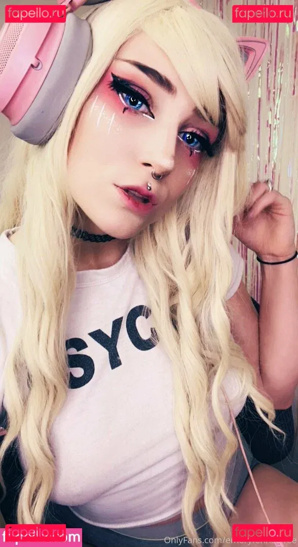 emeryfennecfree Onlyfans Photo Gallery 