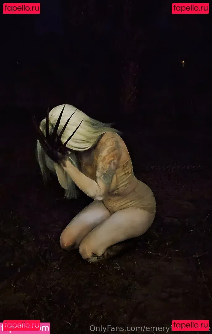 emeryfennecfree Onlyfans Photo Gallery 