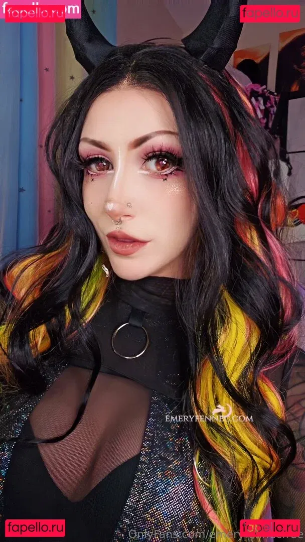 emeryfennecfree Onlyfans Photo Gallery 