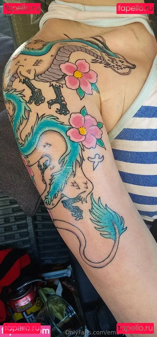 emeryfennecfree Onlyfans Photo Gallery 