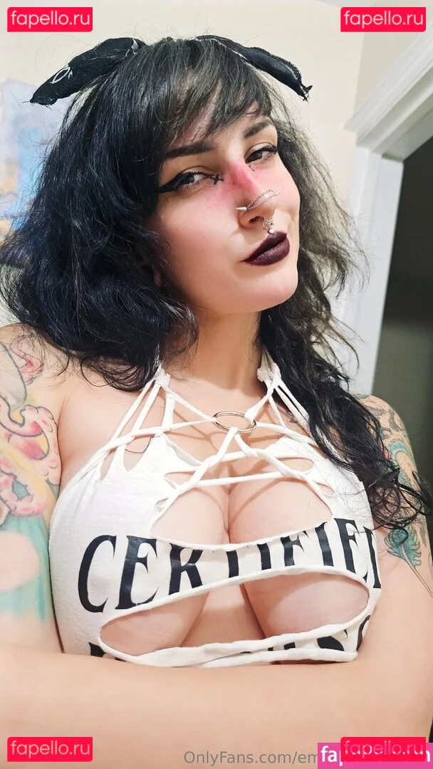 emeryfennecfree Onlyfans Photo Gallery 