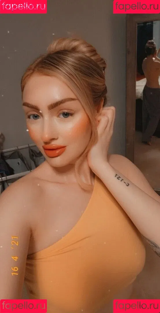 CherryAmaru Onlyfans Photo Gallery 